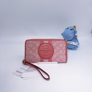 Coach C9073 Dempsey Large Phone Wallet Signature Jacquard Stripe And Patch Taffy
